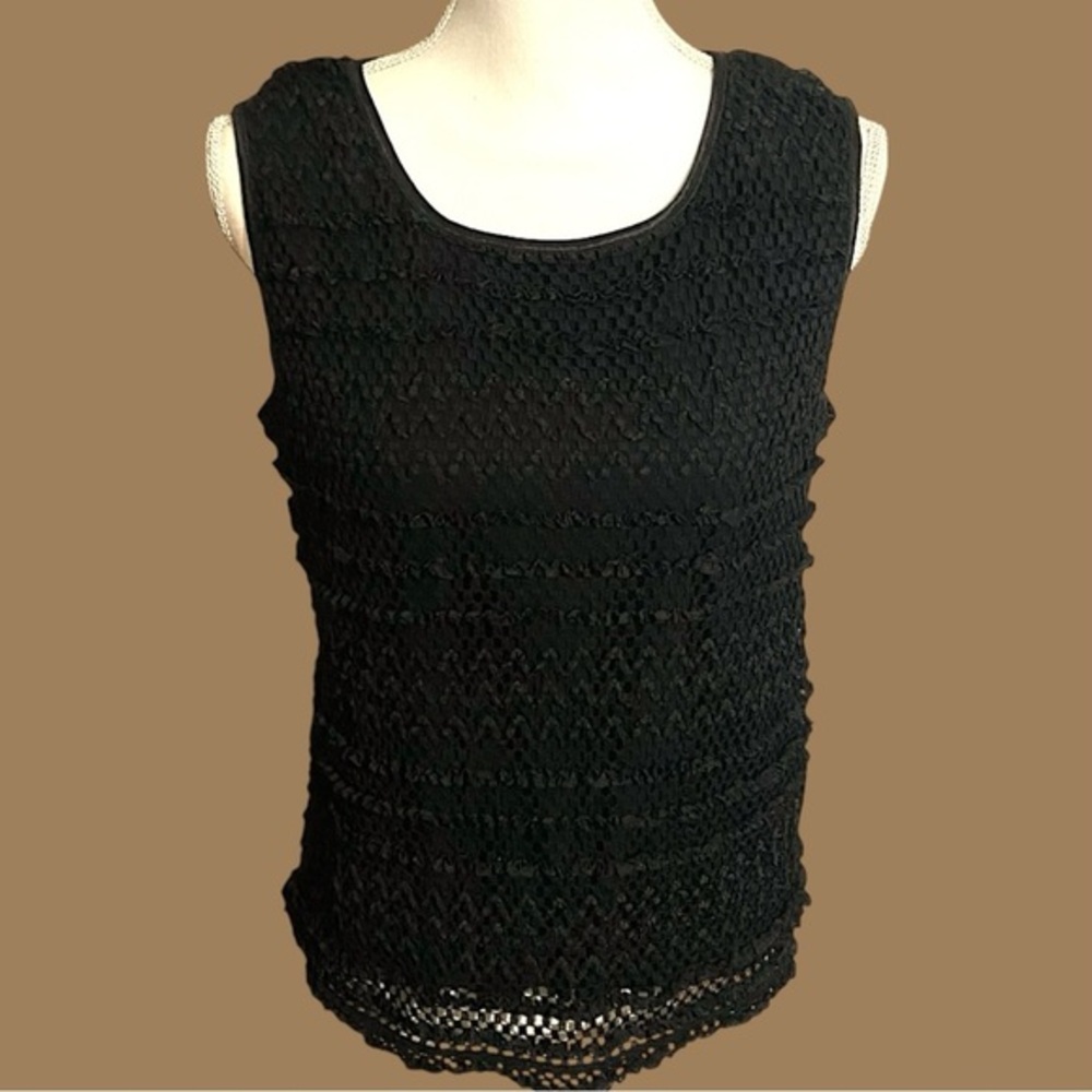 Josephine Chaus Black Sleeveless‎ Lined Crochet Look Tank